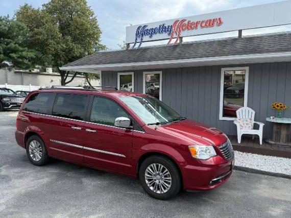 CHRYSLER TOWN AND COUNTRY 2015 2C4RC1CG6FR675959 image